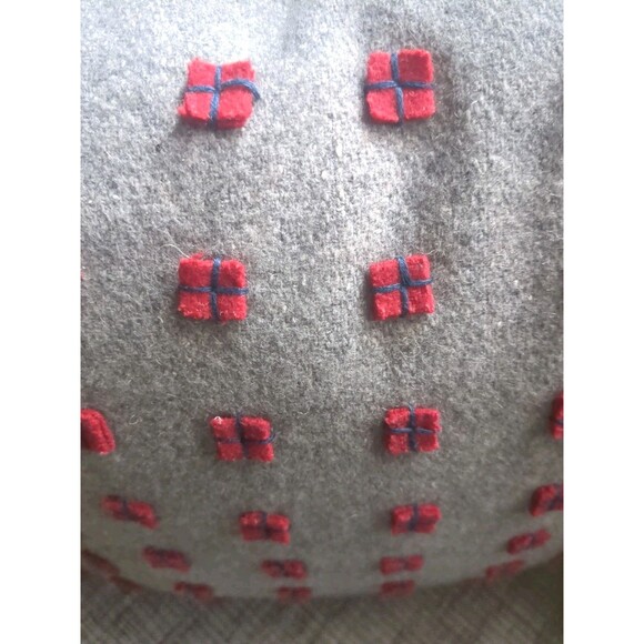 West Elm Gray Wool Blend Pillow Red Felt Xmas Gifts 16 X 16 Feather Down - Picture 2 of 6
